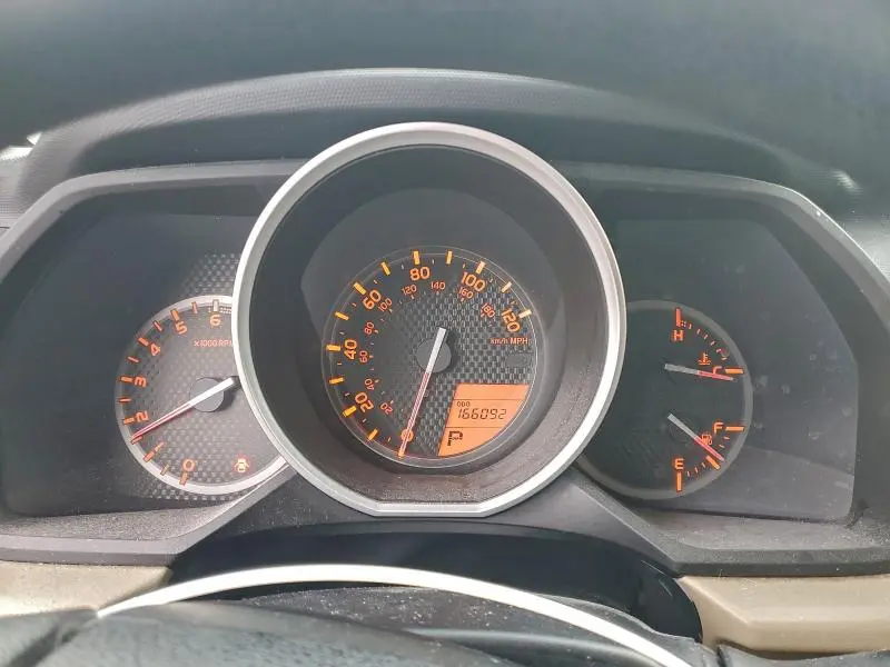 2011 TOYOTA 4RUNNER SR5  