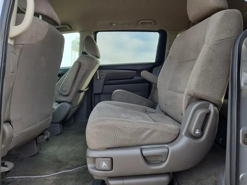 2011 HONDA ODYSSEY LX  