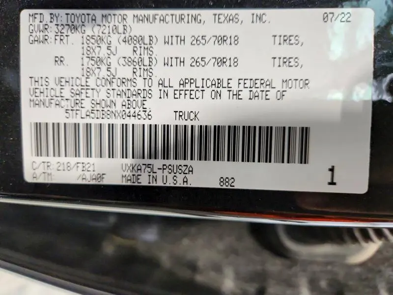 2022 TOYOTA TUNDRA SR5  