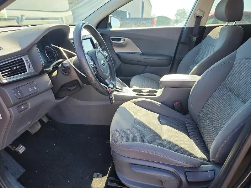2019 KIA NIRO LX  