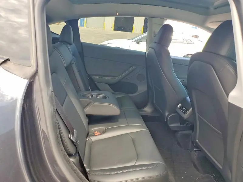2024 TESLA MODEL Y   