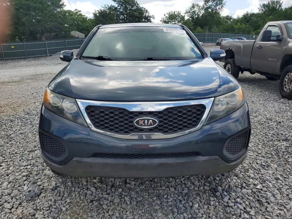 2011 KIA SORENTO LX  
