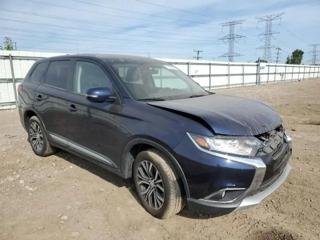 2017 MITSUBISHI OUTLANDER SE  