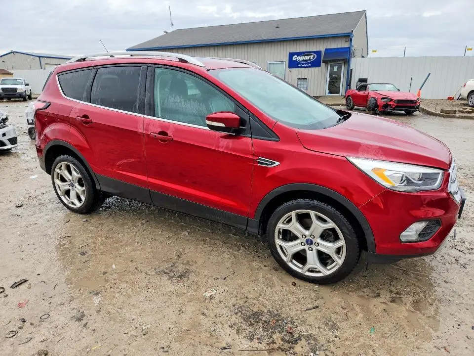 2018 FORD ESCAPE TITANIUM  