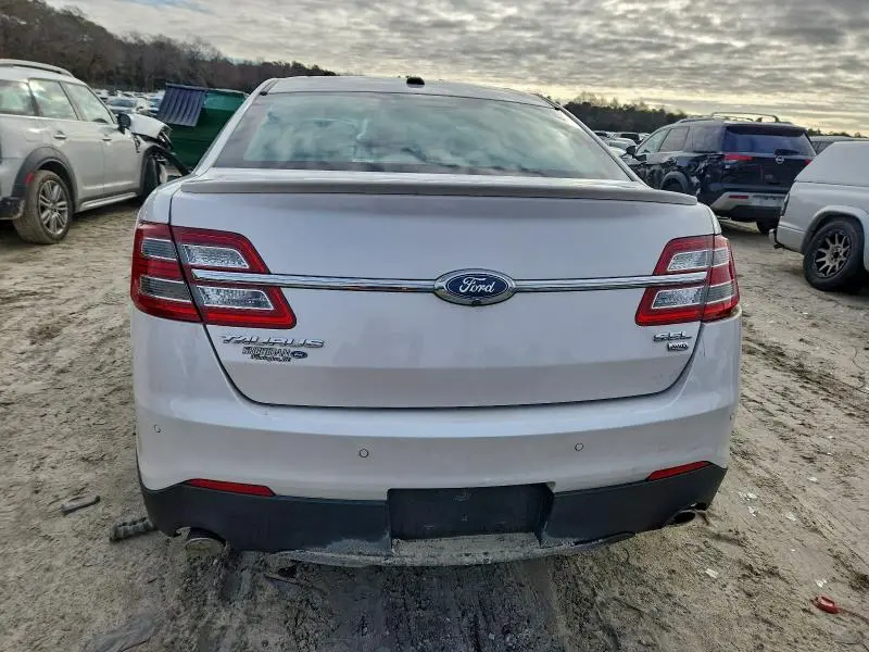 2017 FORD TAURUS SEL  