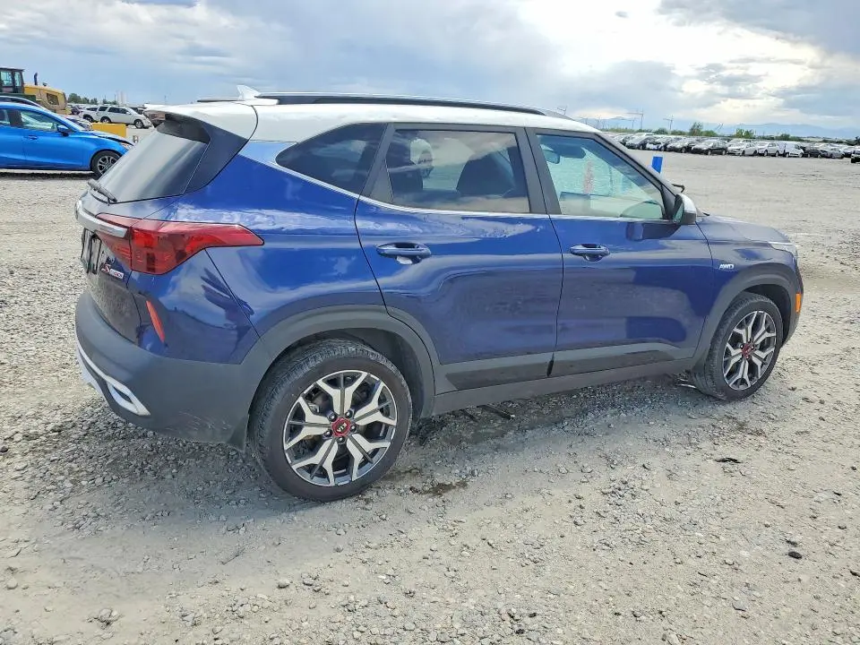 2021 KIA SELTOS S  