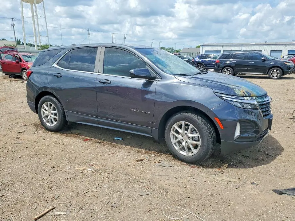 2022 CHEVROLET EQUINOX LT  