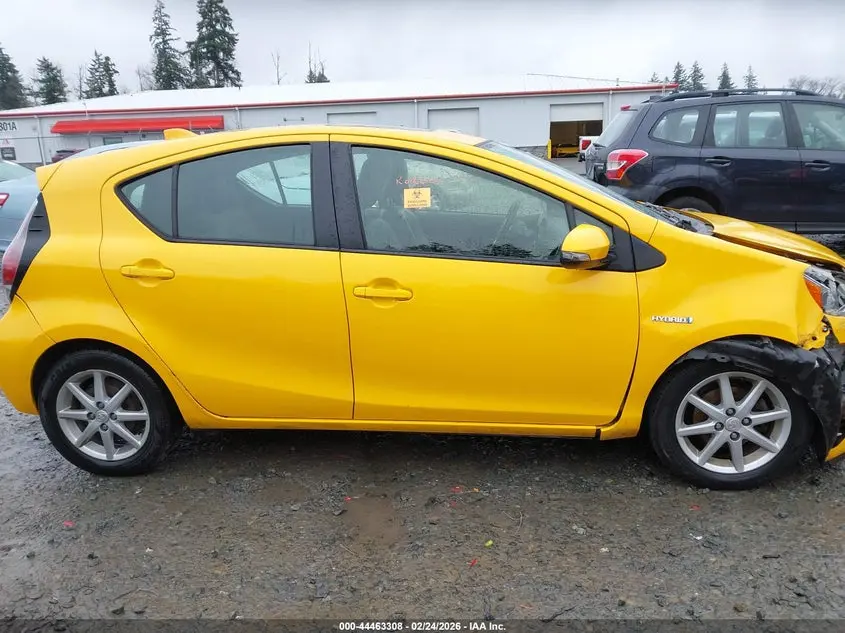 2015 TOYOTA PRIUS C FOUR