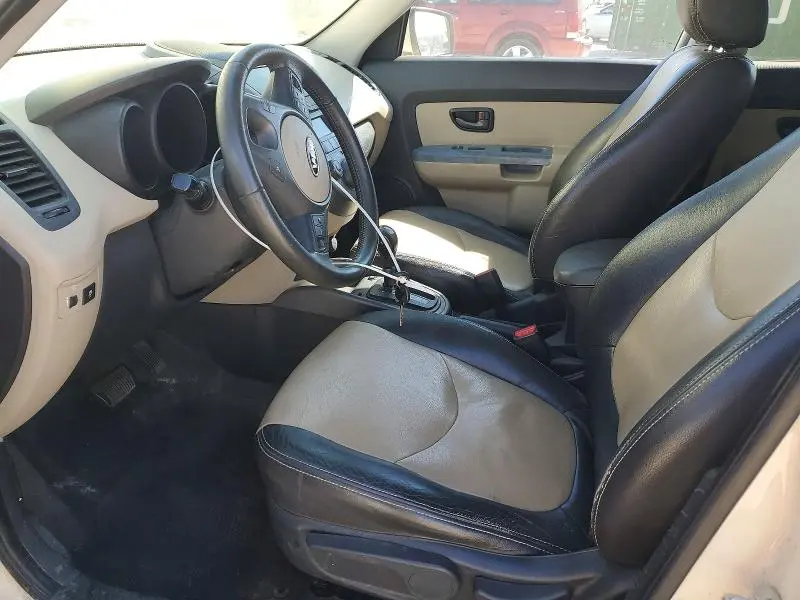 2010 KIA SOUL +  