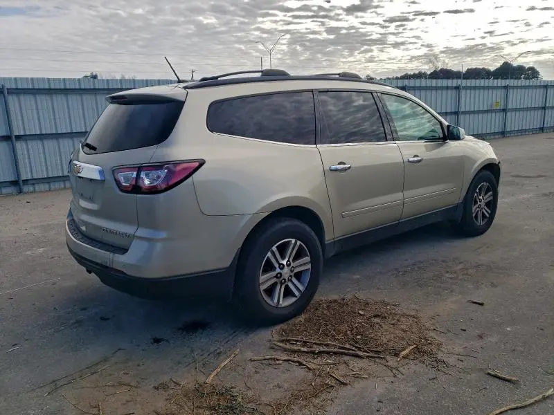 2015 CHEVROLET TRAVERSE LT  