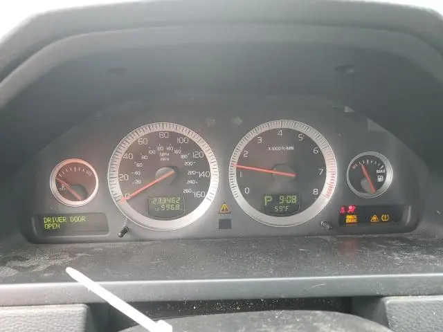 2011 VOLVO XC90 3.2  