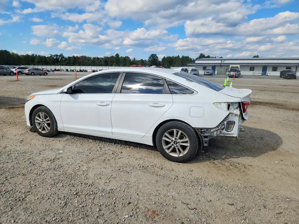 2017 HYUNDAI SONATA SE  