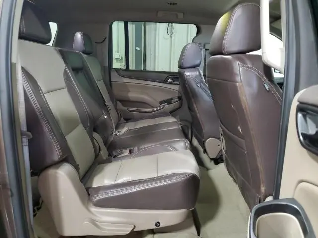 2016 GMC YUKON XL K1500 SLE