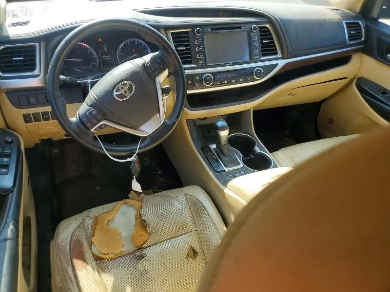 2015 TOYOTA HIGHLANDER LIMITED  