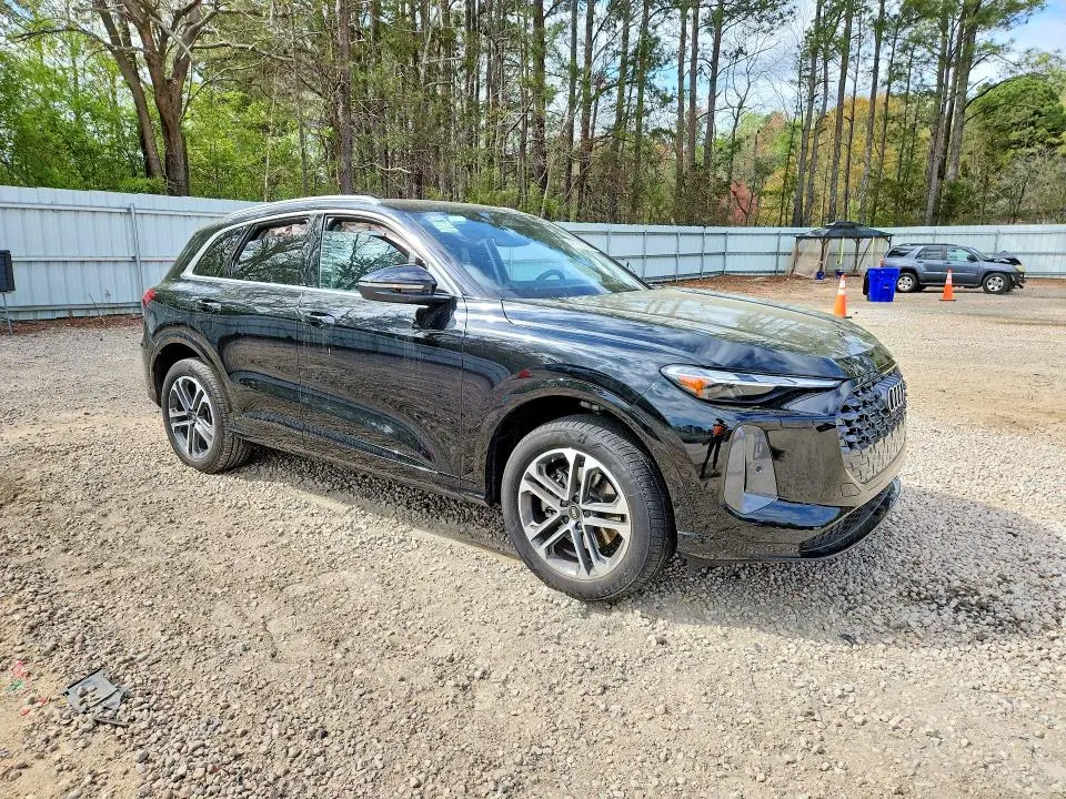 2025 AUDI Q5 PREMIUM  