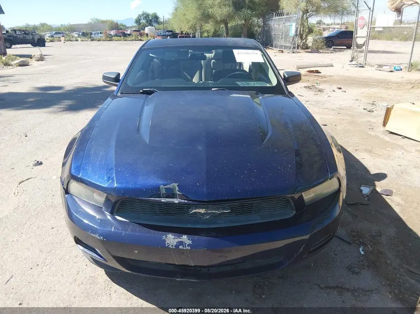 2011 FORD MUSTANG V6
