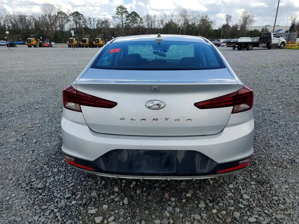 2019 HYUNDAI ELANTRA SEL  