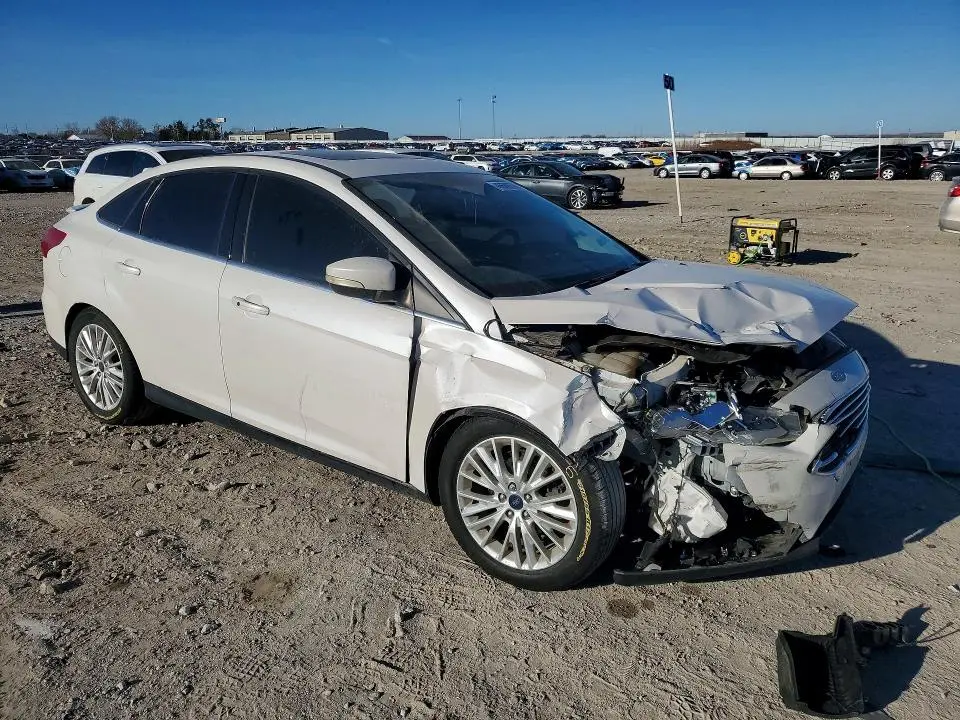 2017 FORD FOCUS TITANIUM  