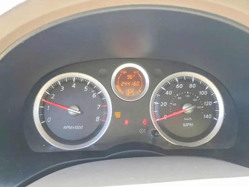 2010 NISSAN SENTRA 2.0  