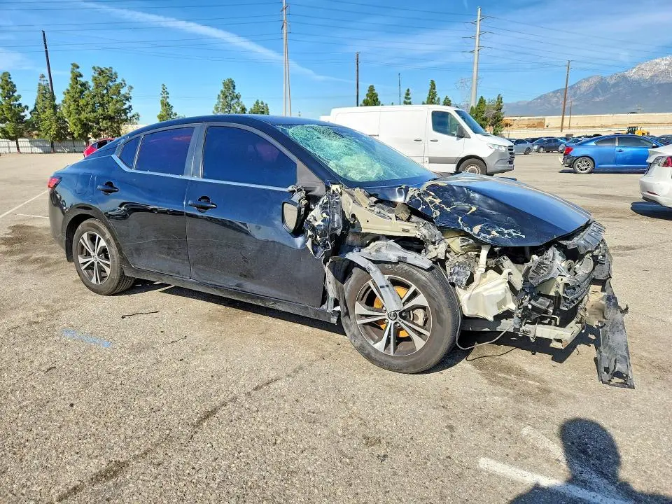 2020 NISSAN SENTRA SV  