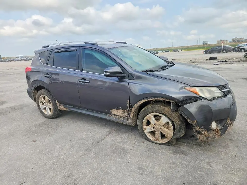 2013 TOYOTA RAV4   