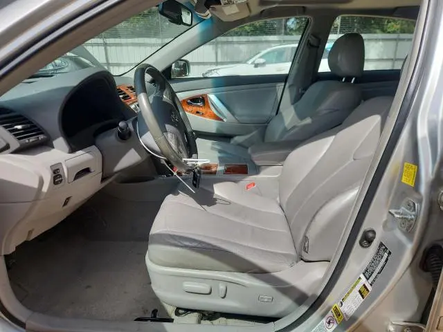 2011 TOYOTA CAMRY SE  