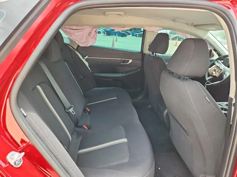 2025 HYUNDAI SONATA SE  