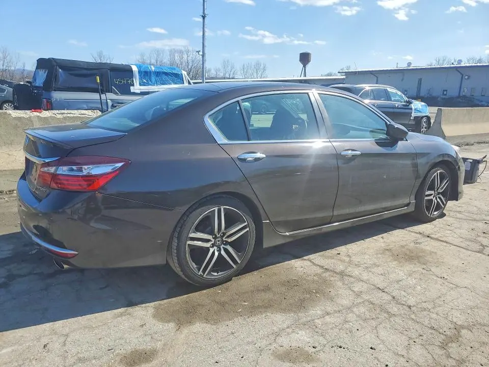 2017 HONDA ACCORD SPORT  