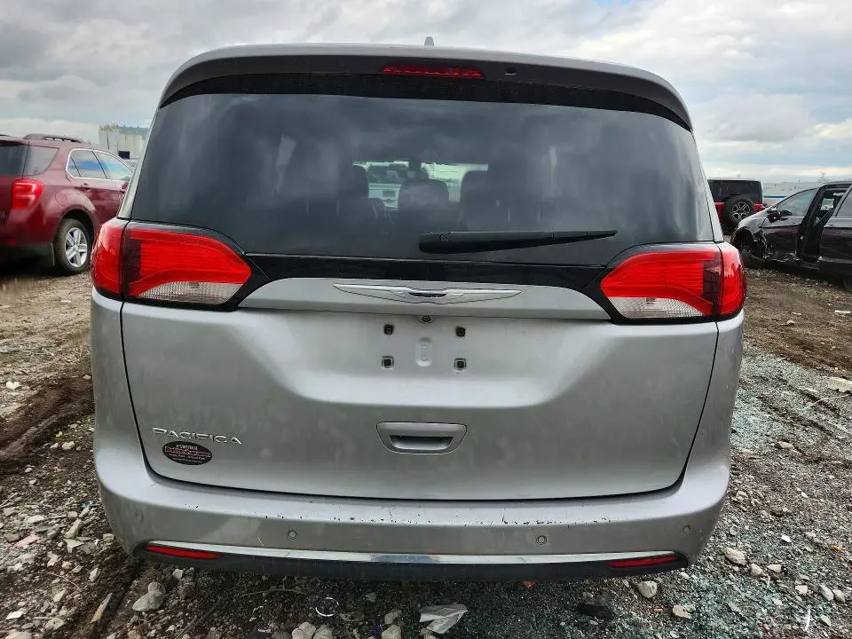 2017 CHRYSLER PACIFICA TOURING L  