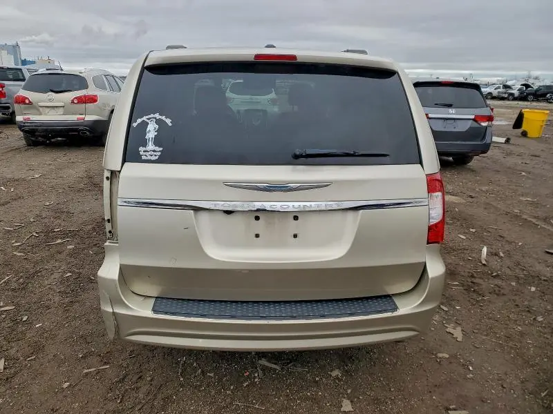 2015 CHRYSLER TOWN & COUNTRY LX  