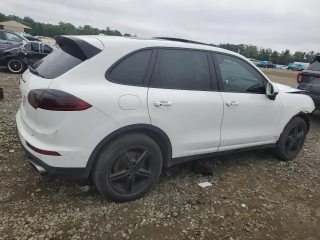 2016 PORSCHE CAYENNE   
