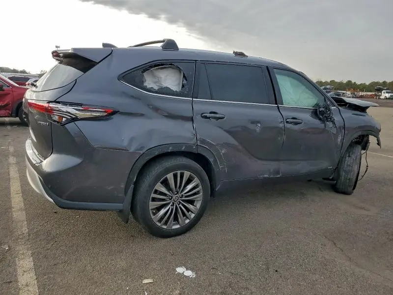 2020 TOYOTA HIGHLANDER HYBRID PLATINUM  