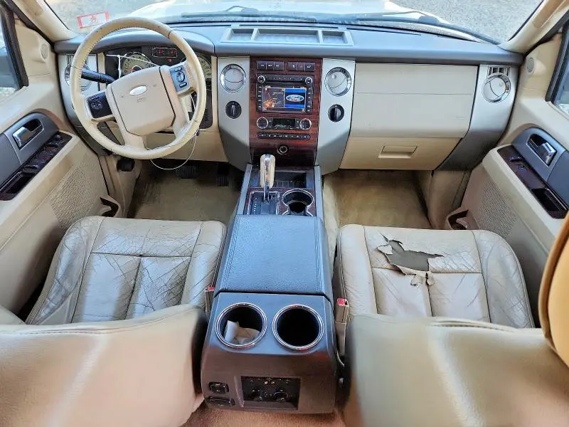 2011 FORD EXPEDITION XLT  