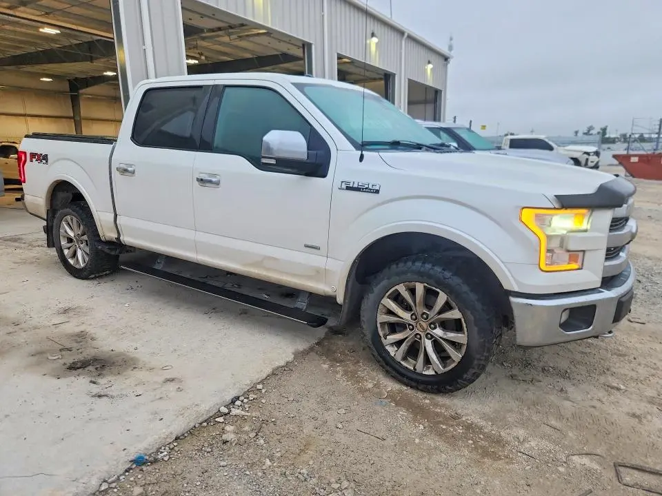 2015 FORD F150 SUPERCREW  