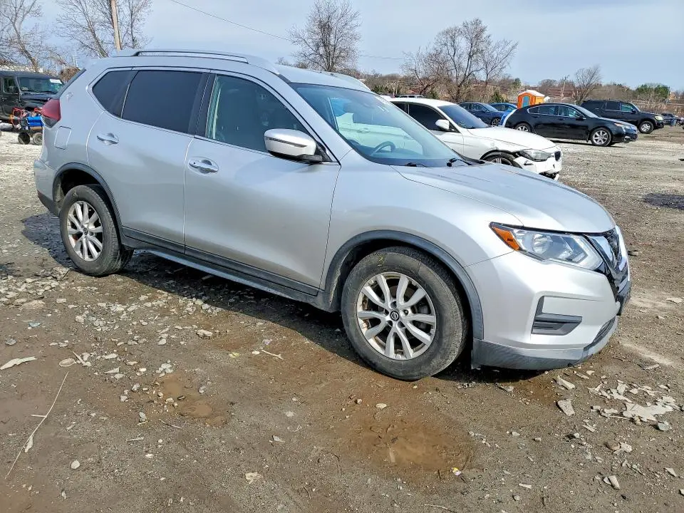 2019 NISSAN ROGUE SV  