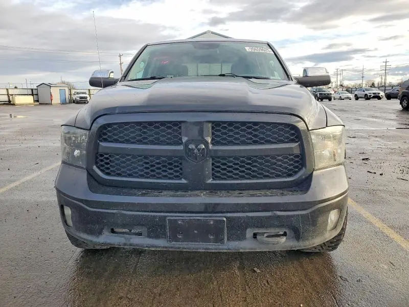 2018 RAM 1500 SLT  