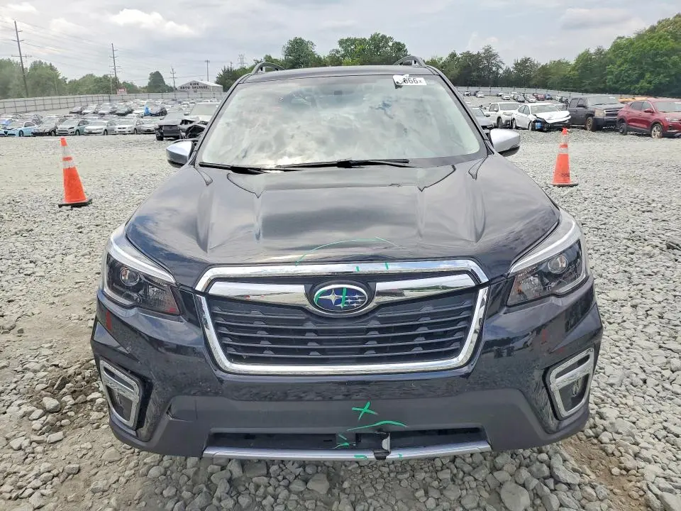 2021 SUBARU FORESTER   