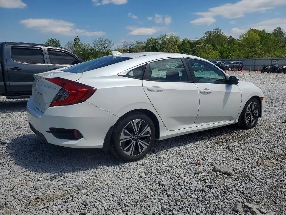 2017 HONDA CIVIC EX  