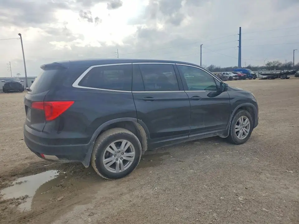2018 HONDA PILOT LX  