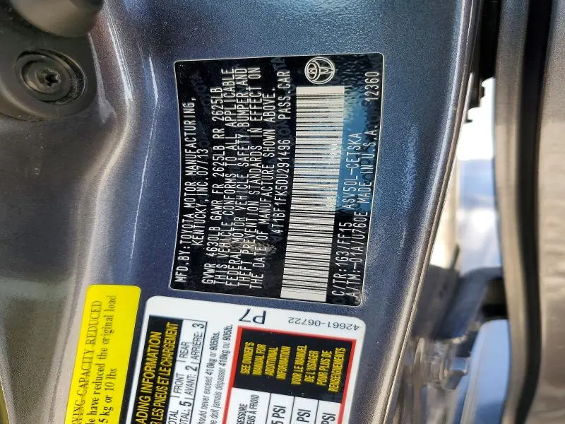 2013 TOYOTA CAMRY SE  