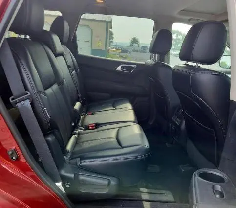 2018 NISSAN PATHFINDER SL  