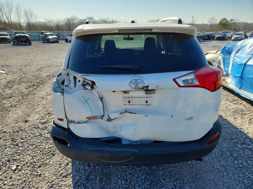 2014 TOYOTA RAV4 LE  