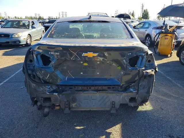 2018 CHEVROLET CRUZE LT  