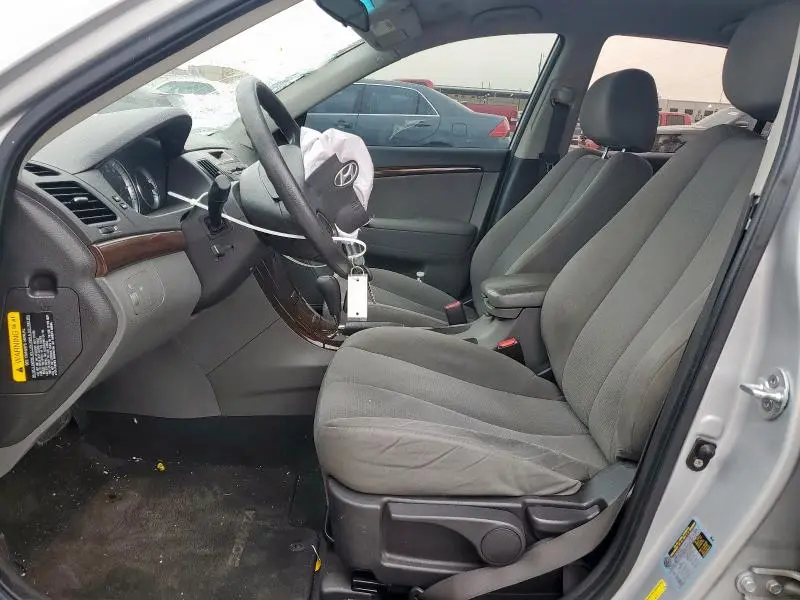 2010 HYUNDAI SONATA GLS  