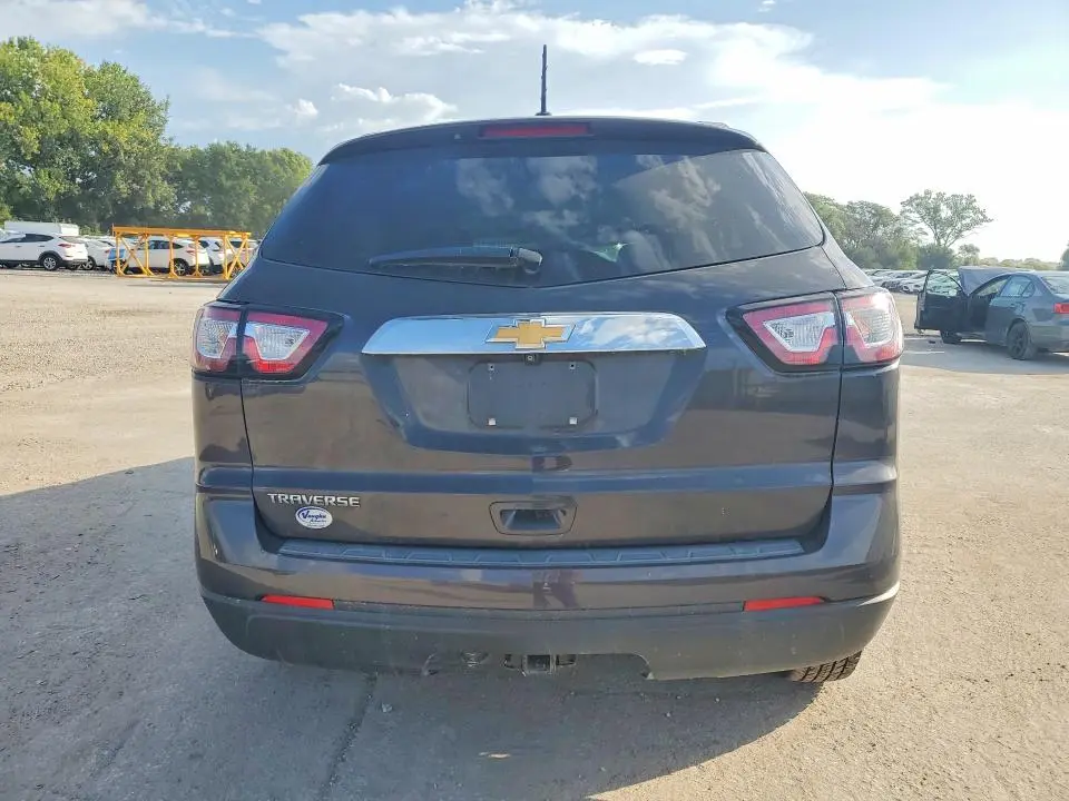 2017 CHEVROLET TRAVERSE LS  
