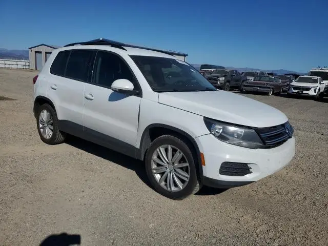 2016 VOLKSWAGEN TIGUAN S  