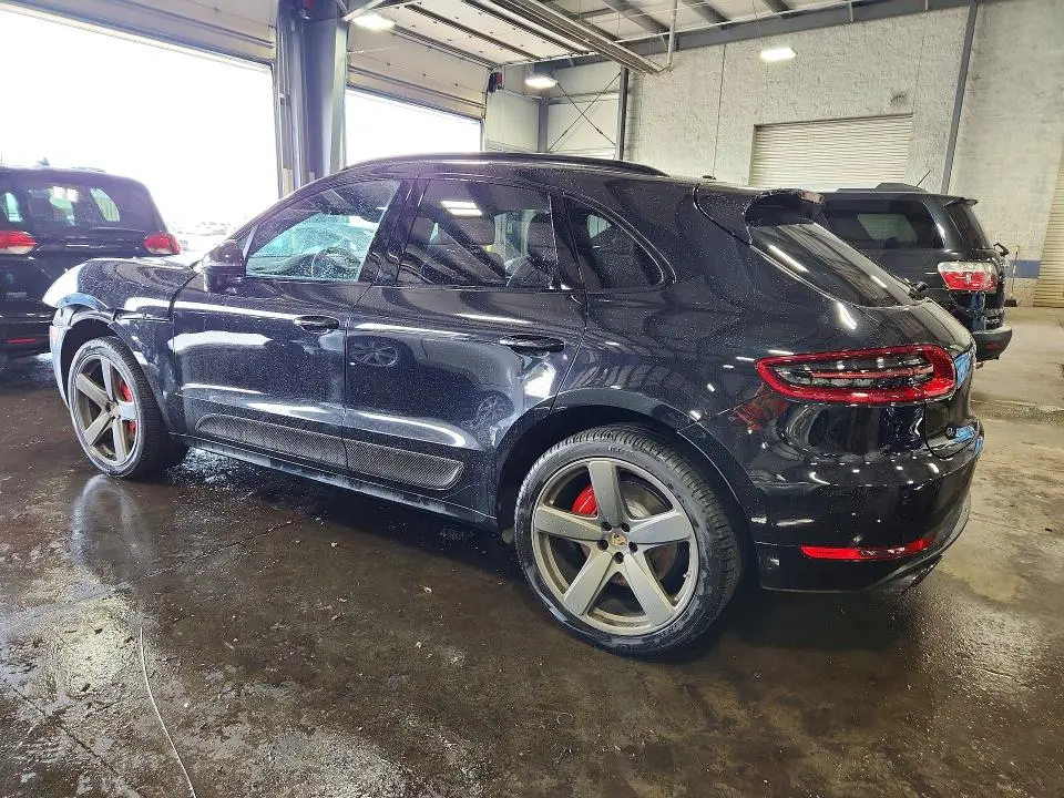 2016 PORSCHE MACAN TURBO  