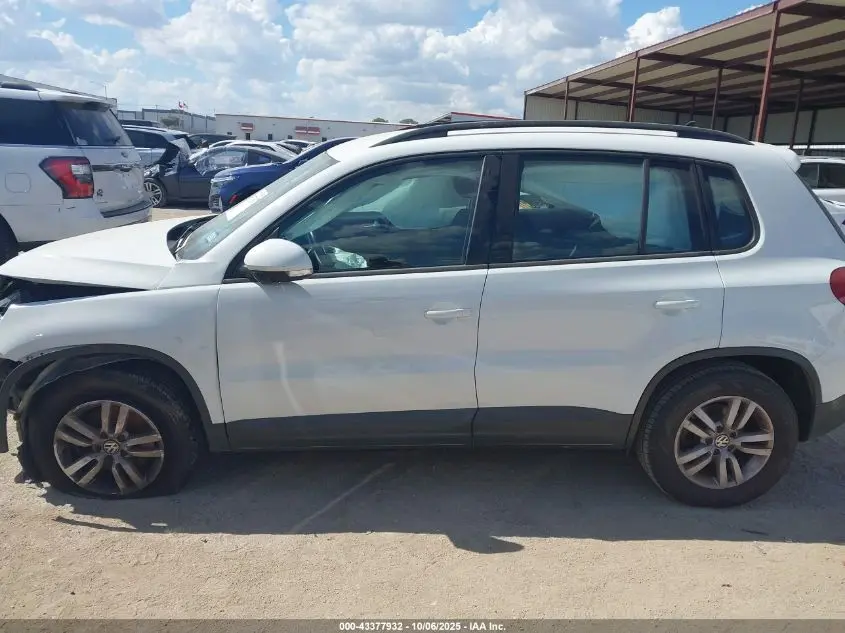 2015 VOLKSWAGEN TIGUAN S