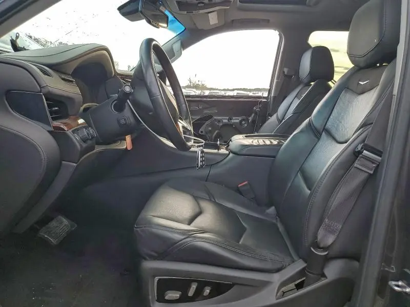 2015 CADILLAC ESCALADE LUXURY  