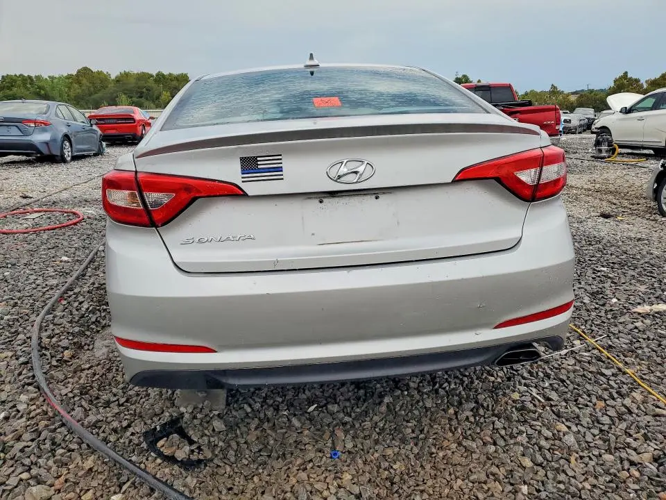 2016 HYUNDAI SONATA SE  